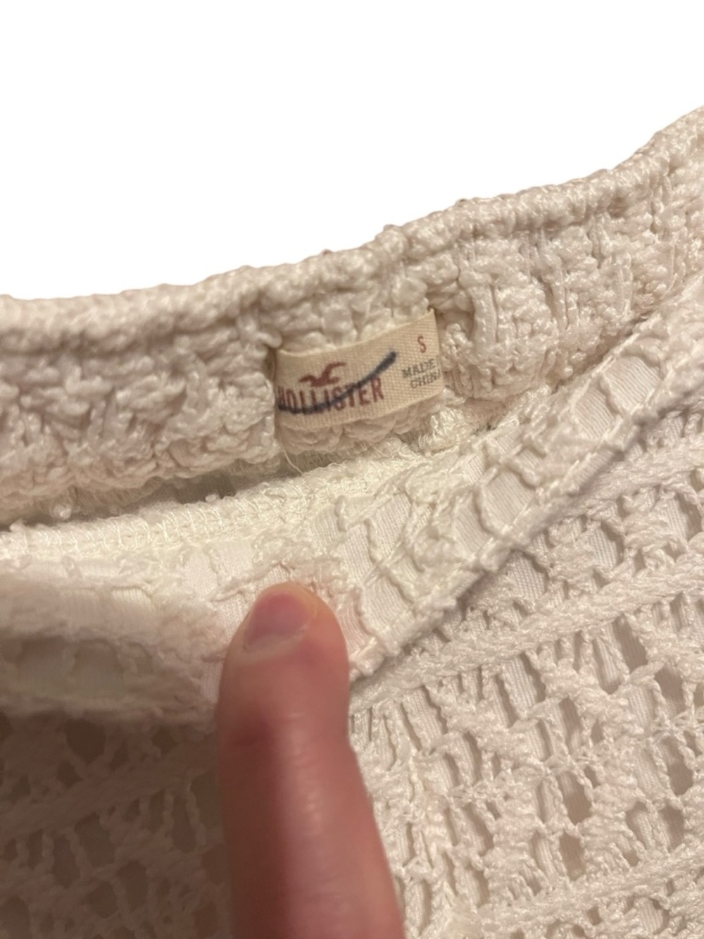Hollister White Knit Shorts - Picture 3 of 3